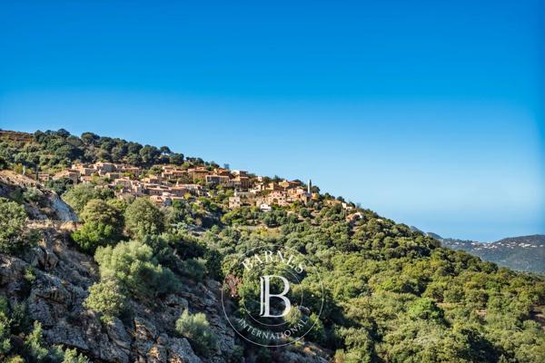 L'Île-Rousse, Villa  239 m² à vendre