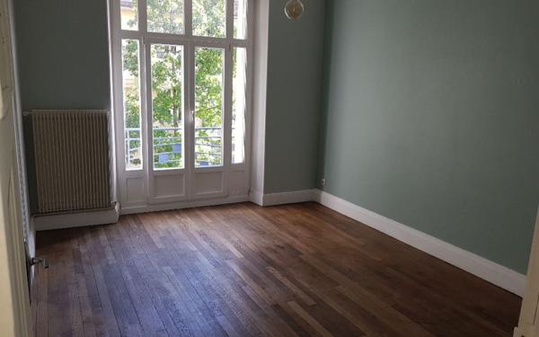 Appartement à louer    3 pièces •  Nancy