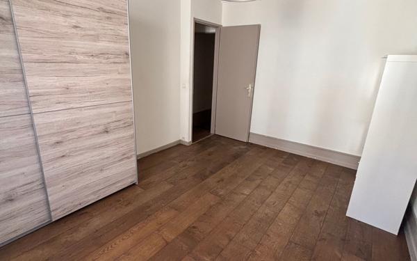 Appartement à louer    3 pièces •  Gex