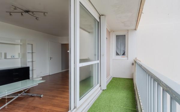 Appartement à vendre    4 pièces • 76,78 m2 Noisy-le-Grand