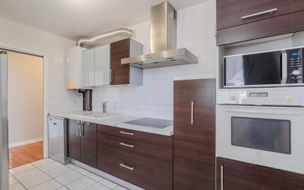 Appartement à vendre    4 pièces • 76,78 m2 Noisy-le-Grand