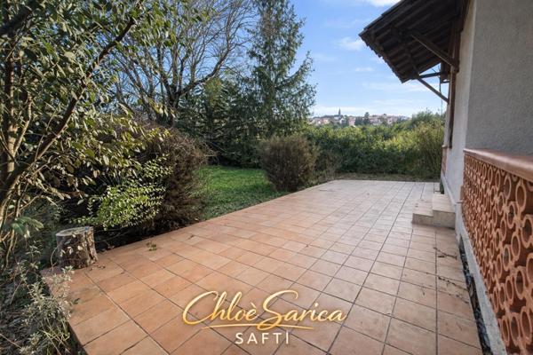 Maison plain-pied sur 2300 m² à Saint-Maime