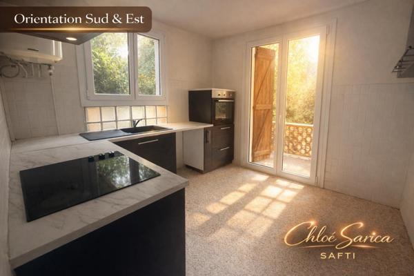 Maison plain-pied sur 2300 m² à Saint-Maime