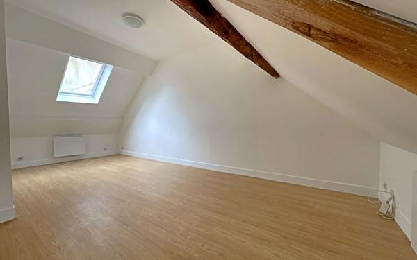 Maison à louer    2 pièces •  Gif-sur-Yvette