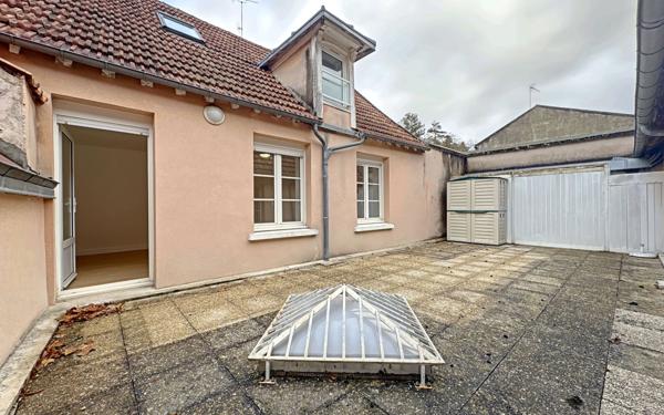 Maison à louer    2 pièces •  Gif-sur-Yvette