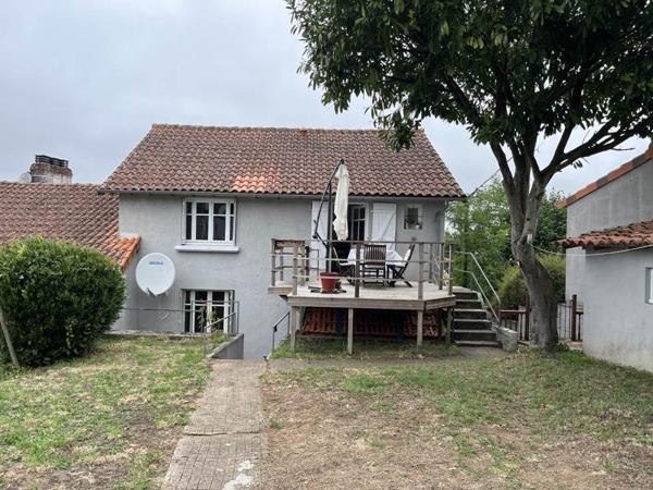 Maison à vendre |  Confolens |  4 pièces | 95 m²