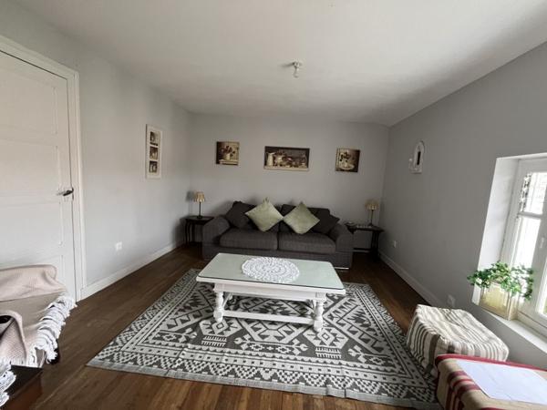 Maison à vendre |  Confolens |  4 pièces | 95 m²