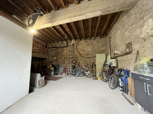 Maison à vendre |  Confolens |  4 pièces | 95 m²