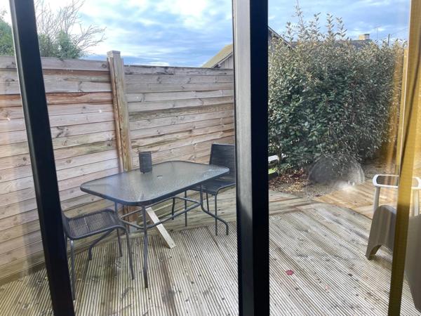12 MIN SAUMUR SUD LONGERE ENTIEREMENT RENOVEE + STUDIO INDEPENDANT SUR ENVIRON 1500M2 ARBORE CLOS