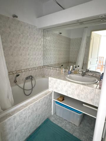 A VENDRE - 2 PIECES - MOUGINS-LE-HAUT