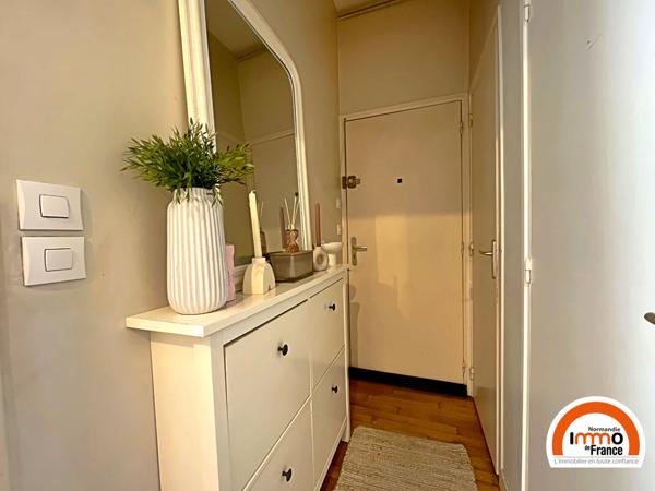 Appartement + Terrasse  Rouen 2 pièce(s) 33.80 m2