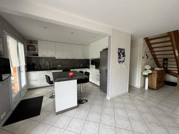 QUARTIER IMMACULEE  BELLE PROPRIETE DE 155m2  SUR TERRAIN CL