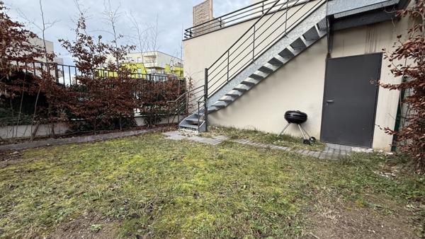 APPARTEMENT DUPLEX - 87m2 - GARAGE DOUBLE - JARDIN TERRASSE