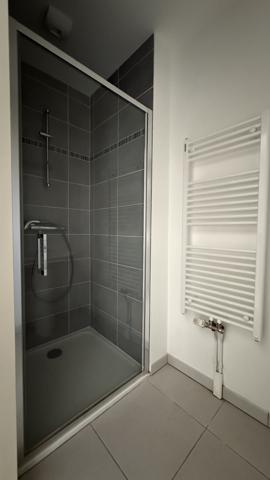 APPARTEMENT DUPLEX - 87m2 - GARAGE DOUBLE - JARDIN TERRASSE