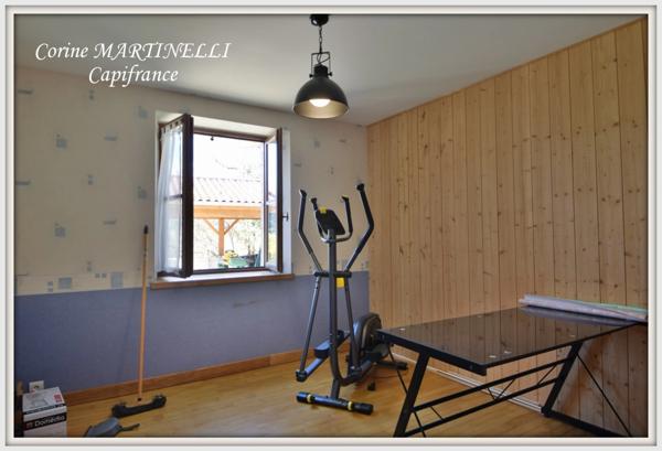 Bon Encontre - Maison en pierre 8 pièces, 200 m2 habitables - terrain de 9 567 m2 - piscine