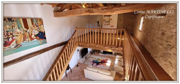 Bon Encontre - Maison en pierre 8 pièces, 200 m2 habitables - terrain de 9 567 m2 - piscine