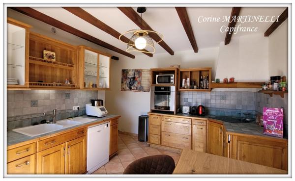 Bon Encontre - Maison en pierre 8 pièces, 200 m2 habitables - terrain de 9 567 m2 - piscine