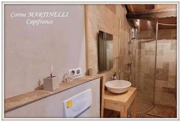 Bon Encontre - Maison en pierre 8 pièces, 200 m2 habitables - terrain de 9 567 m2 - piscine