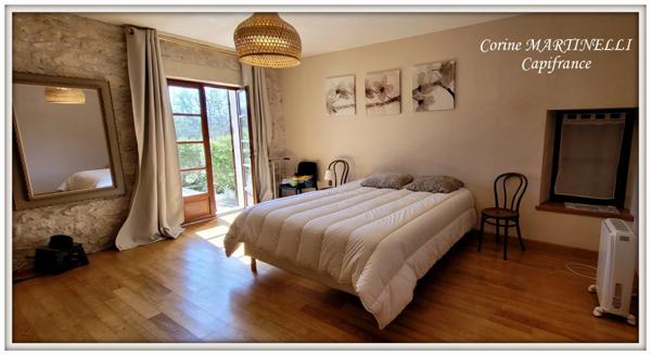 Bon Encontre - Maison en pierre 8 pièces, 200 m2 habitables - terrain de 9 567 m2 - piscine