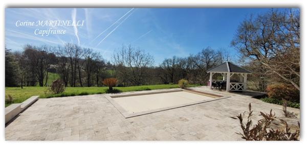 Bon Encontre - Maison en pierre 8 pièces, 200 m2 habitables - terrain de 9 567 m2 - piscine