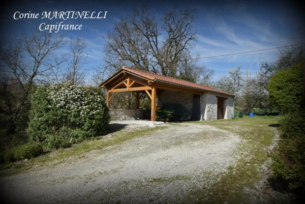 Bon Encontre - Maison en pierre 8 pièces, 200 m2 habitables - terrain de 9 567 m2 - piscine