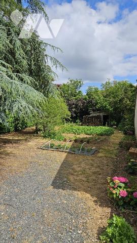 Vente terrain à bâtir à BEAUPREAU EN MAUGES (BEAUPREAU)