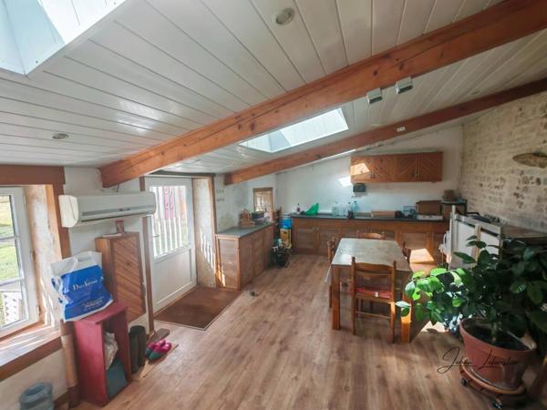 Maison à vendre 3 pièces de 90 m²
