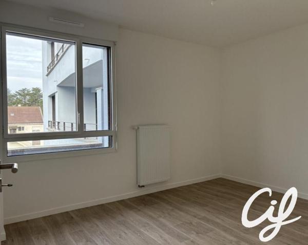 Appartement T4 NANTES Boissière - 87.9 m2  1 155 Euros