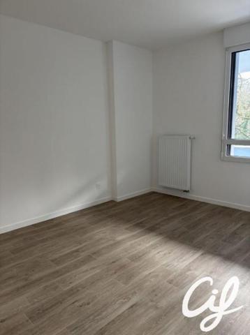 Appartement T4 NANTES Boissière - 87.9 m2  1 155 Euros