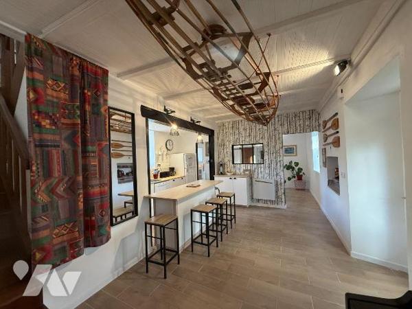 A VENDRE, PLESTIN LES GREVES

Découvrez cette belle propriété entièrement rénovée avec piscin...