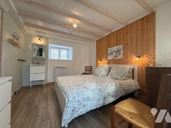 A VENDRE, PLESTIN LES GREVES

Découvrez cette belle propriété entièrement rénovée avec piscin...