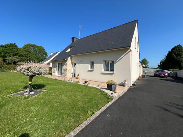 Achat maison près de GUINGAMP - 8 pièce(s) - 130 m² - 299 250 €