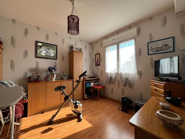 Achat maison près de GUINGAMP - 8 pièce(s) - 130 m² - 299 250 €