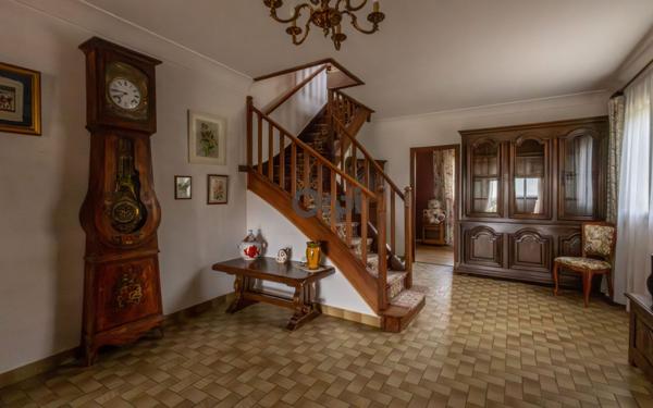 Maison à vendre    5 pièces • 104,41 m2 Châtenay-Malabry