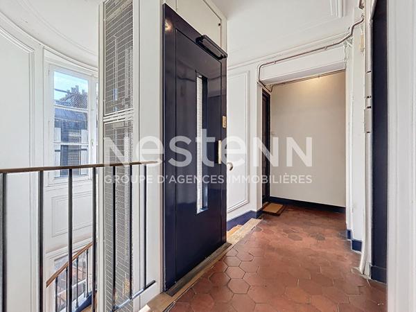 Nestenn - Paris 9eme - Studette - Turgot / Condorcet - Dernier etage - Ascenseur