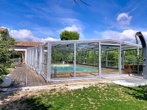 Maison d'architecte contemporaine, à La Cadiere D'Azur de 12 pièces de 280 m²