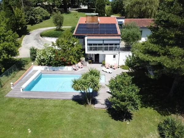 Vente Maison174 m² - 6 Pièces - CASTELCULIER (47240)