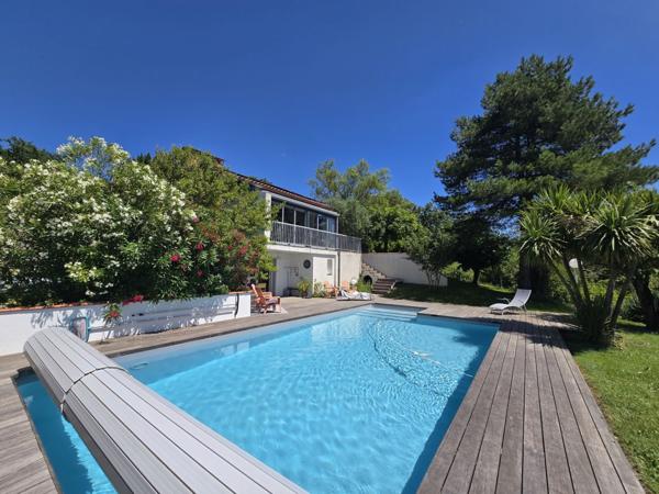 Vente Maison174 m² - 6 Pièces - CASTELCULIER (47240)