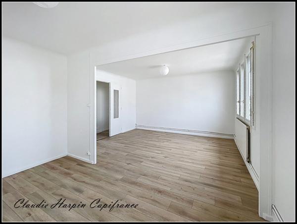 Appartement à vendre 3 pièces PARTHENAY (79) - 70,26 m² - 2 ch