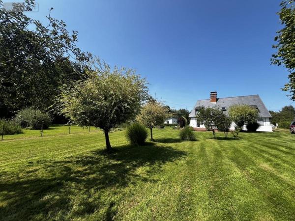 Maison à vendre à Brionne dans l'Eure (27800), ref : 27049-875