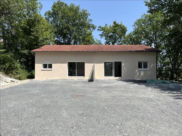 Maison à louer 650 € CC LEGUILLAC DE L AUCHE 3 p 68 m² DPE C
