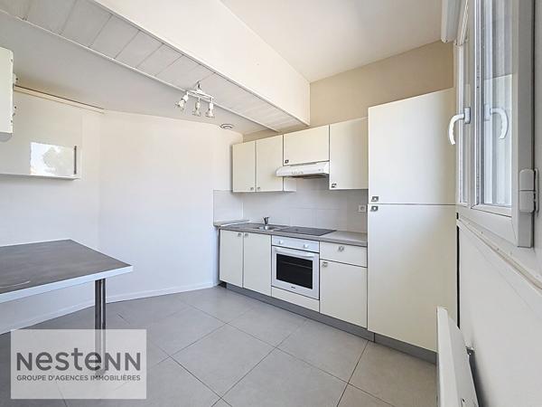 Maison 3 chambres + studio à vendre à Challans - Jardin, Garage et Proximité des Écoles
