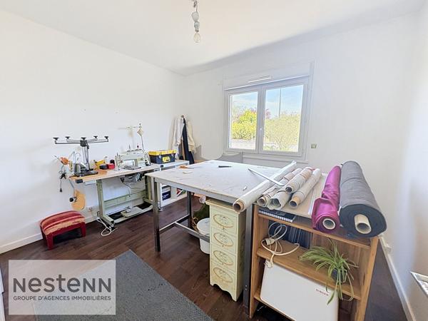 Maison 3 chambres + studio à vendre à Challans - Jardin, Garage et Proximité des Écoles
