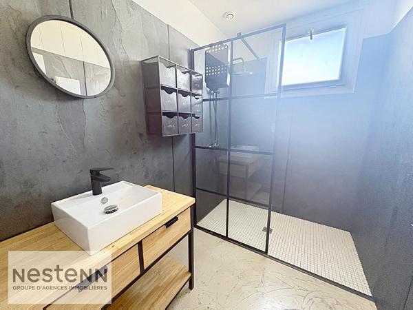 Maison 3 chambres + studio à vendre à Challans - Jardin, Garage et Proximité des Écoles