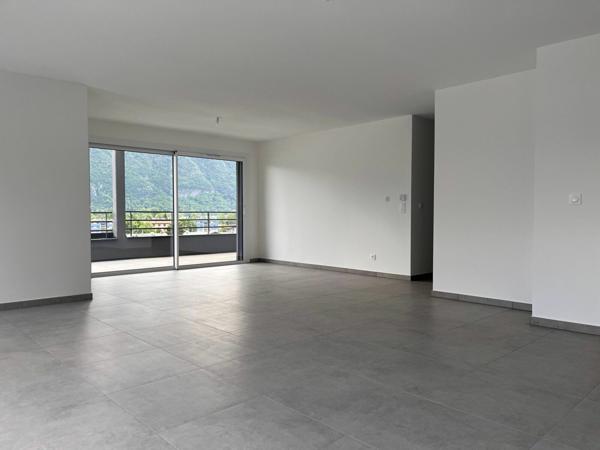 Appartement à vendre    4 pièces •  Ayse