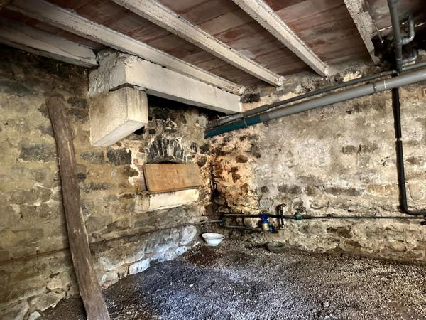 EXCLUSIVITE - Maison de village avec jardin – Idéale 1er achat ou résidence secondaire (Clamerey - 21390)