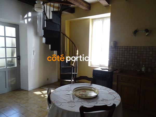 Vente Maison143 m² - 4 Pièces - la chatre (36400)