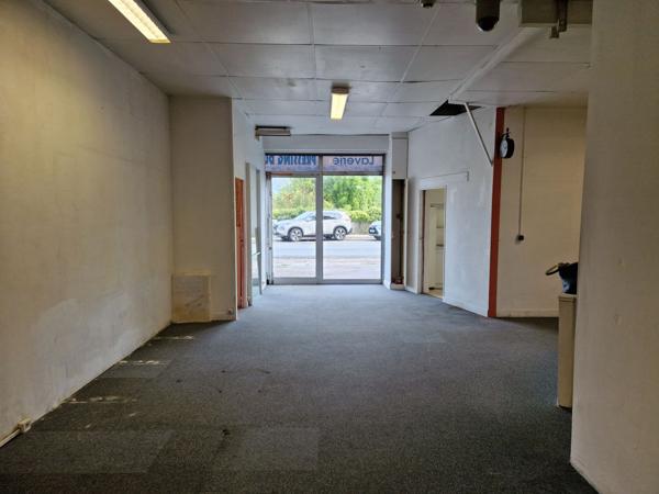 Location Local commercial130 m² - FERRIERES EN GATINAIS (45210)