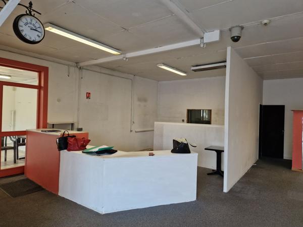 Location Local commercial130 m² - FERRIERES EN GATINAIS (45210)