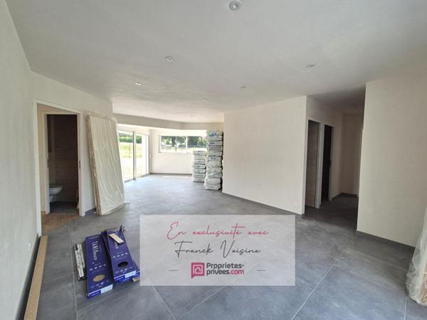 A VENDRE en Exclusivité à L'Oie, maison de 125 m2 avec 4 chambres sur une parcelle de 644 m2 env